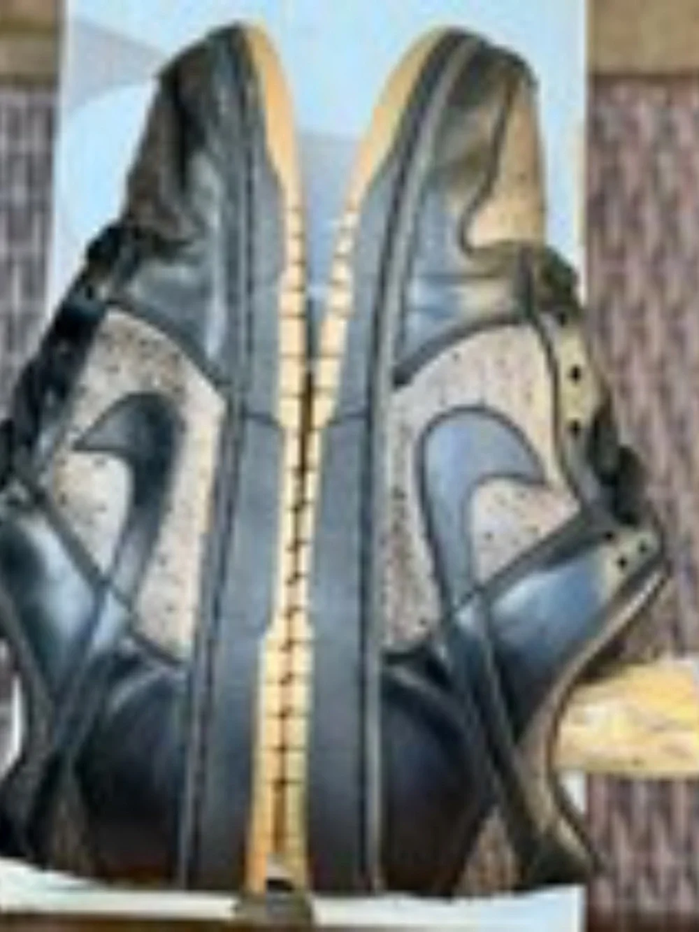 Nike SB Dunk Low Pro 'Ostrich'Vintage 2003 Silver Box- Size: 11